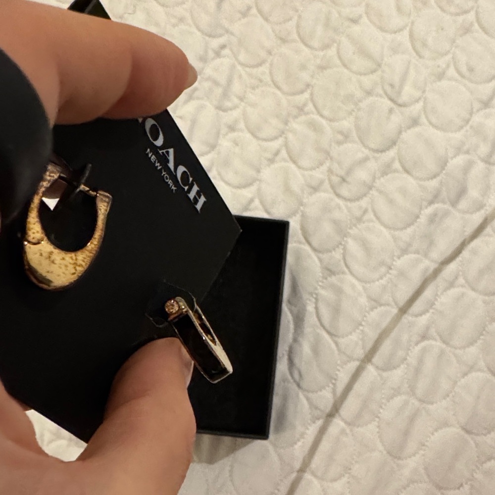 Coach Black and Gold Arch Earrings hoops - Picture 6 of 8